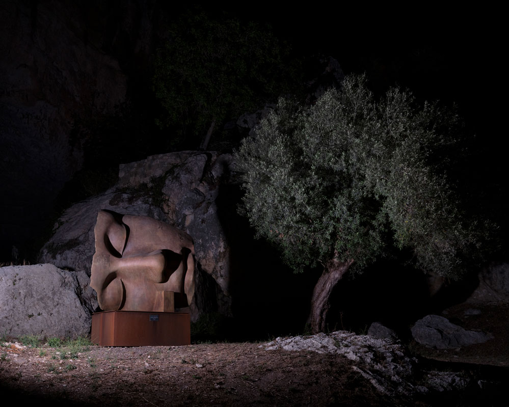 Igor Mitoraj “Osiride Addormentato”, 2004, bronzo, 214x225x143 cm. Parco Archeologico Neapolis - Siracusa © Ph. Nicola Gnesi per Atelier Mitoraj